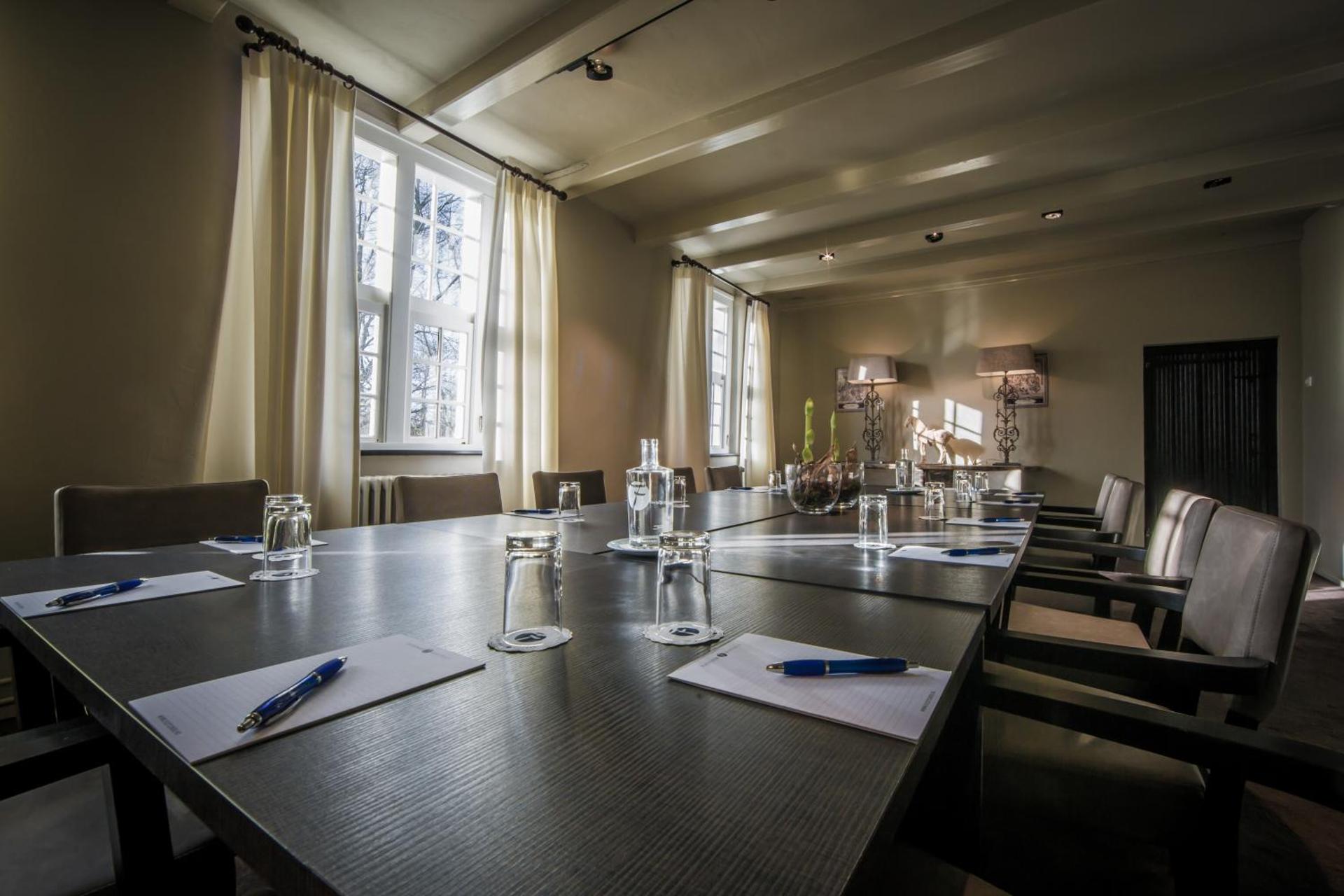 Meeting/conference room