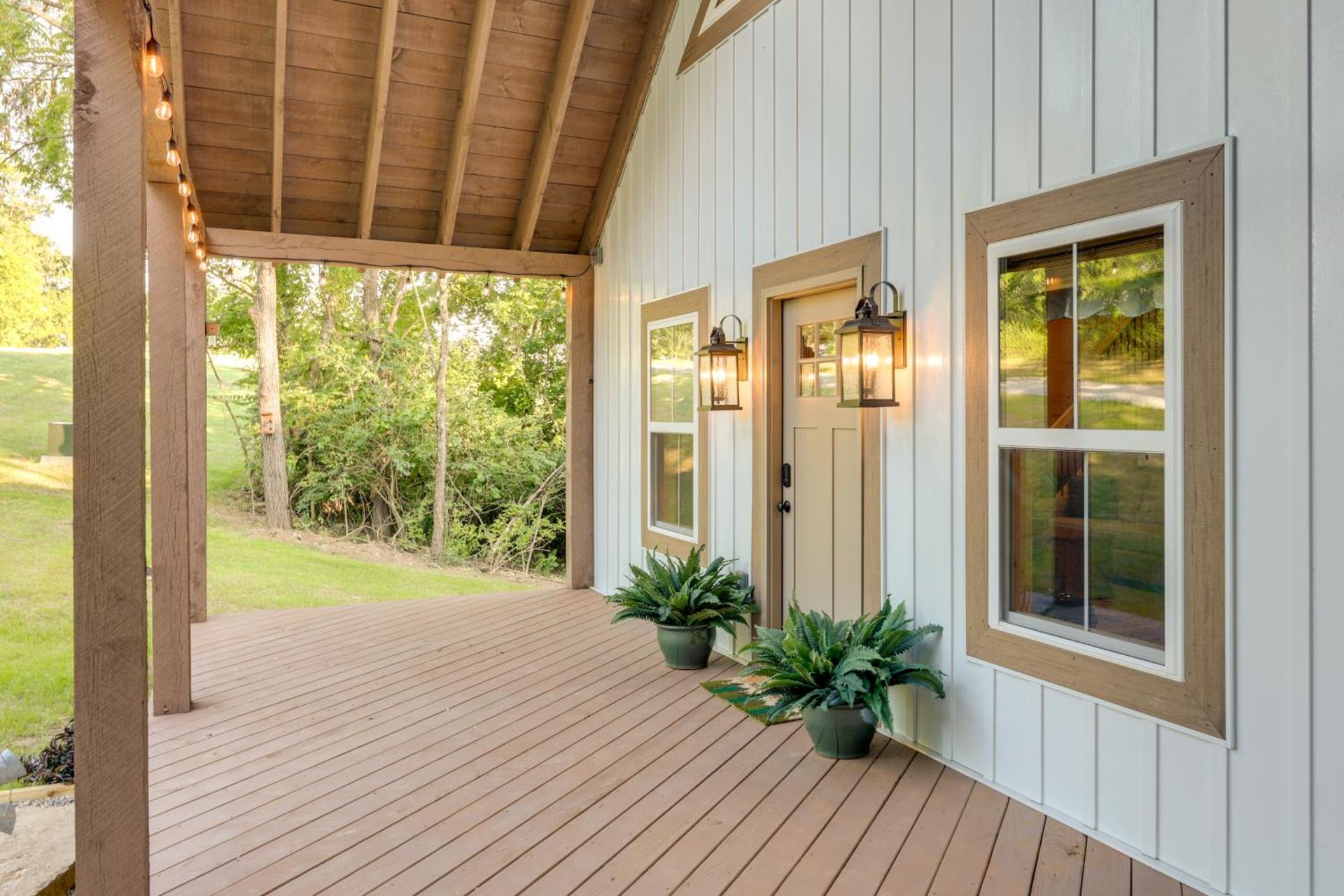 Serene Kentucky Cabin with Fireplace and Fire Pit!