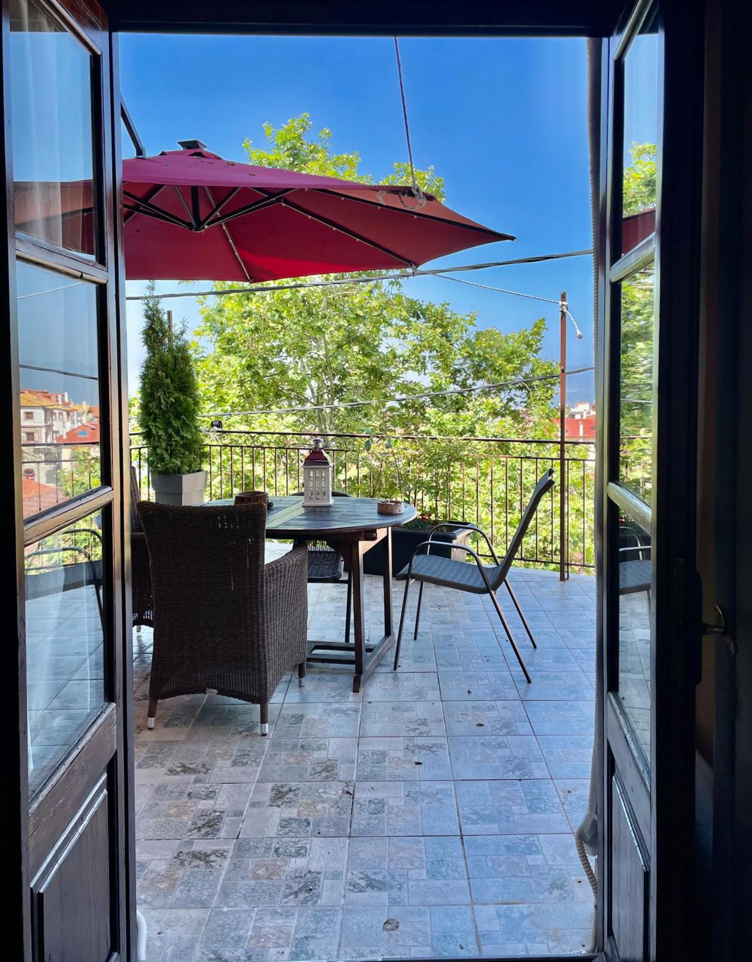 Lykovrisi Guest House