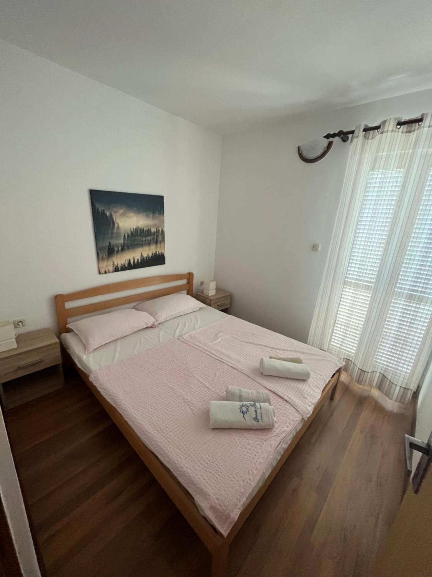 Apartments and Rooms Markovski