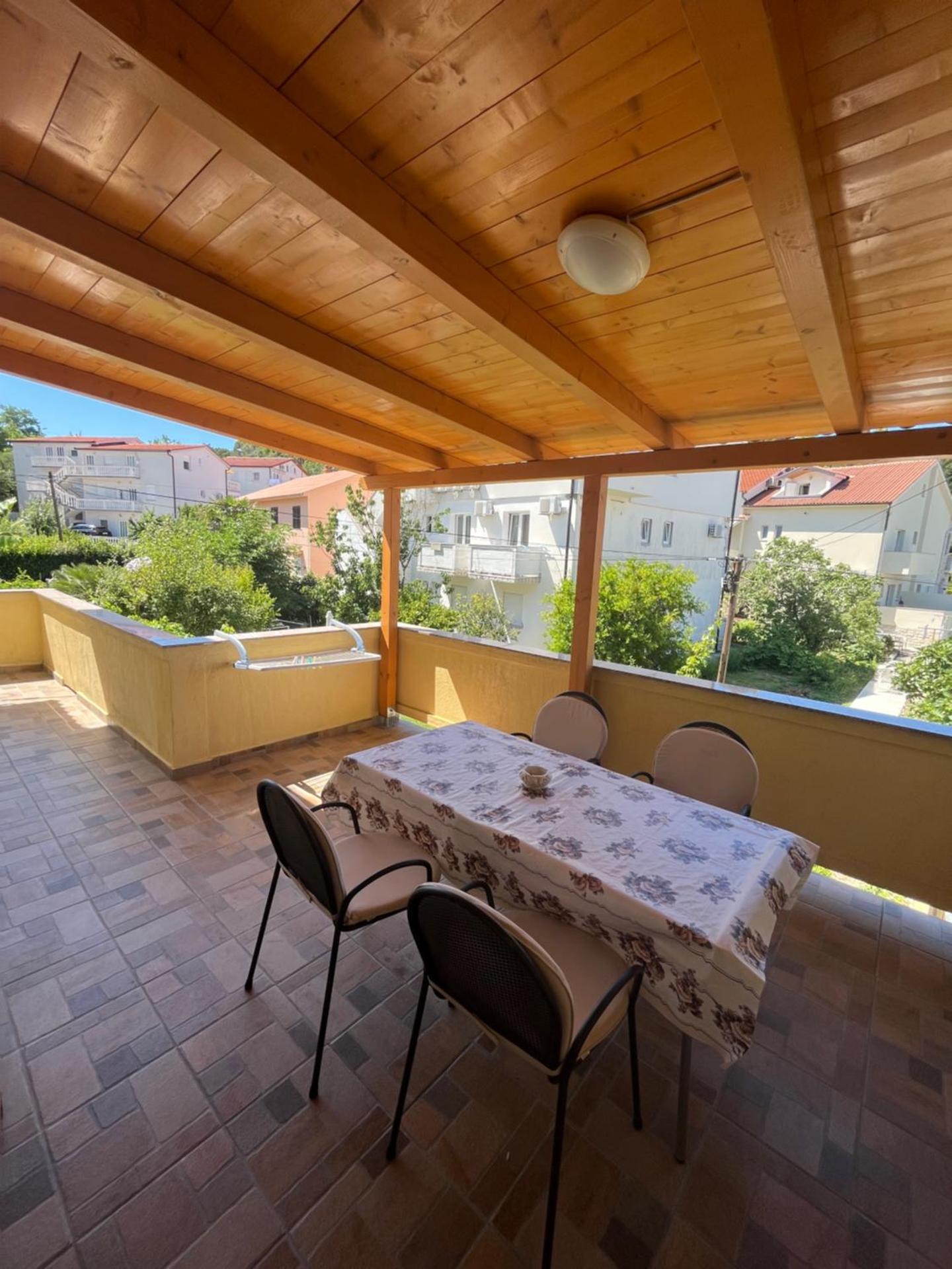 Apartments and Rooms Markovski