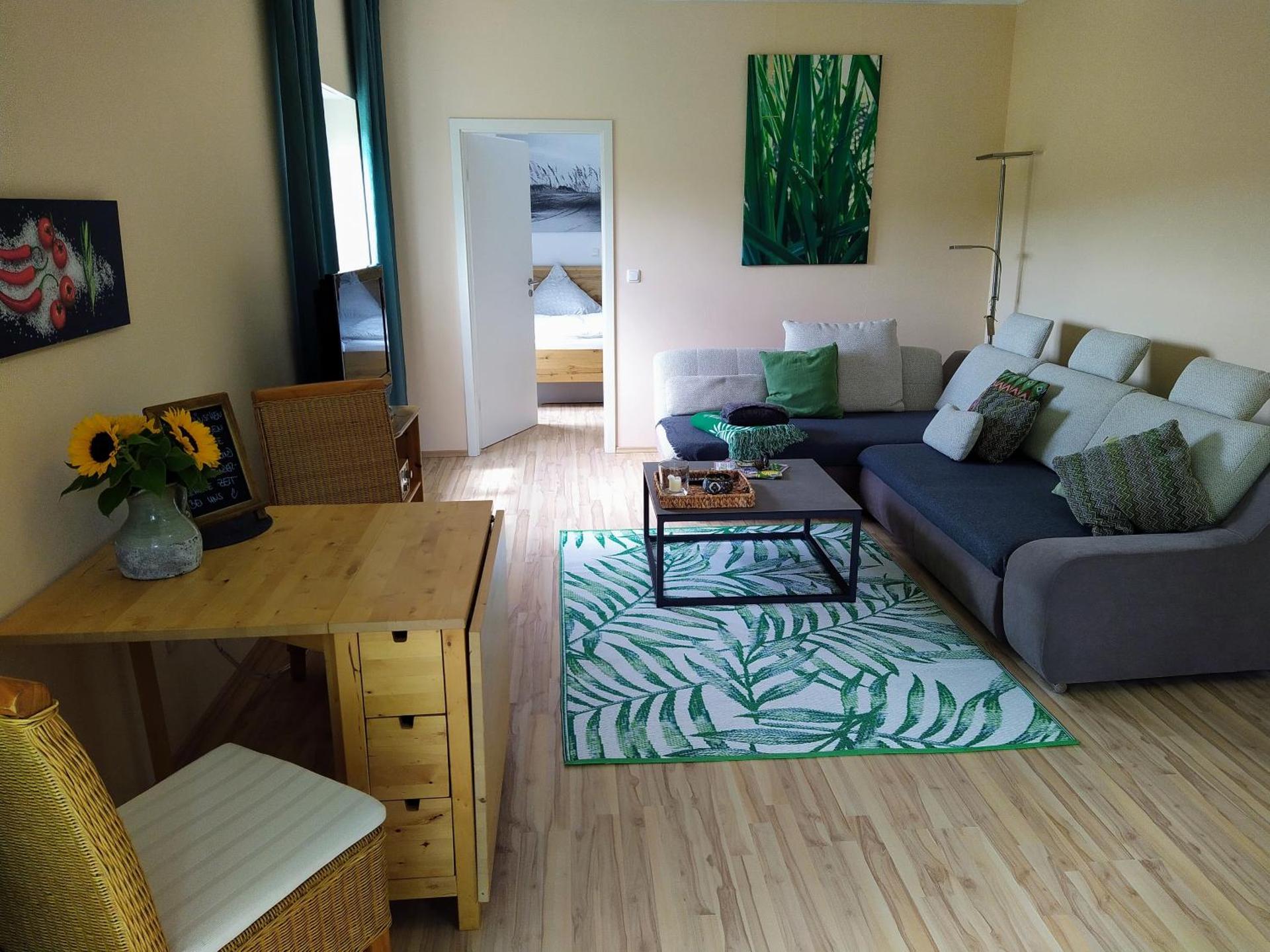 Entspannen im Grünen, Ferienwohnung mit eigenem Garten