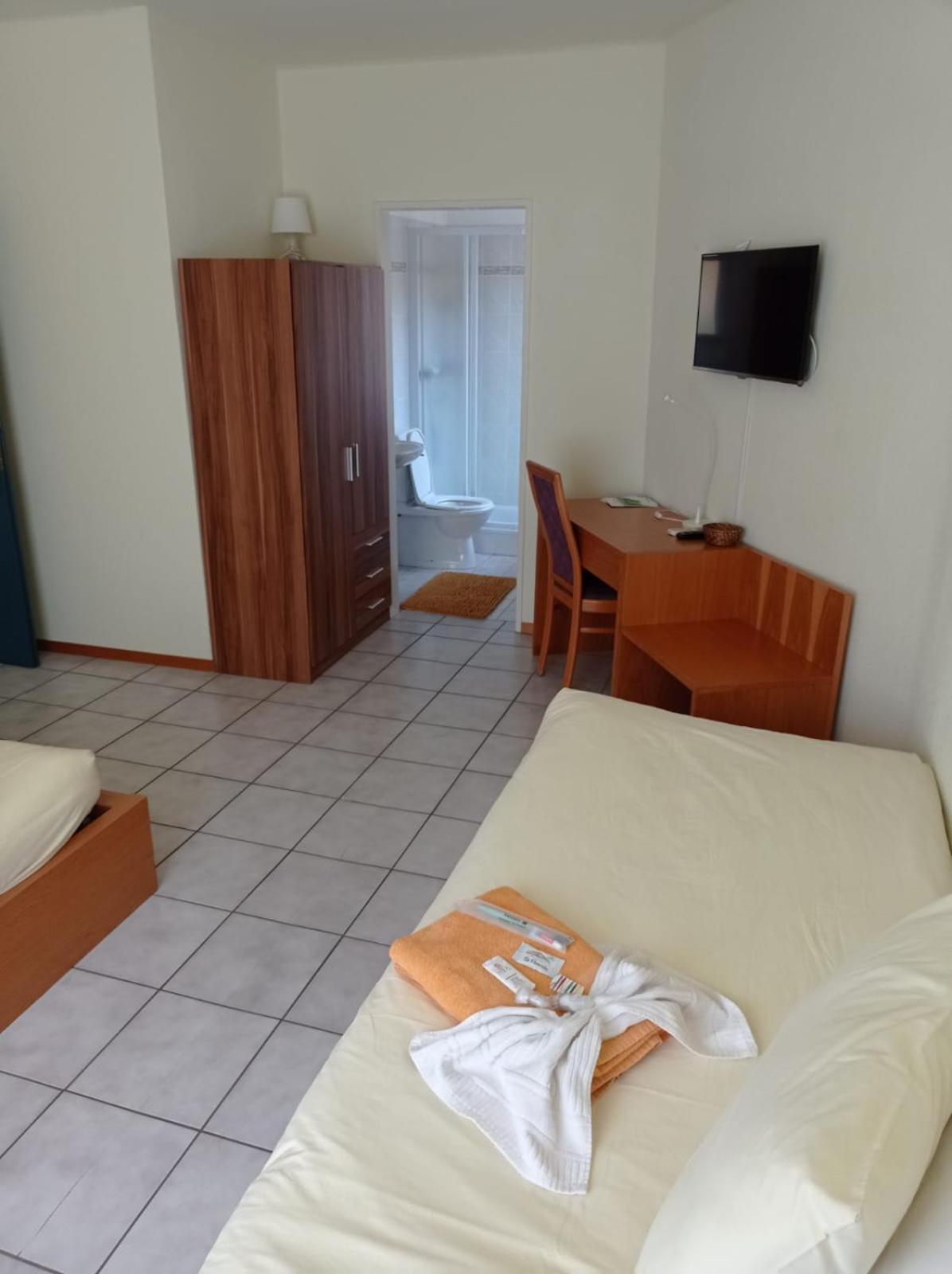 Hotel Ristorante Camoghe