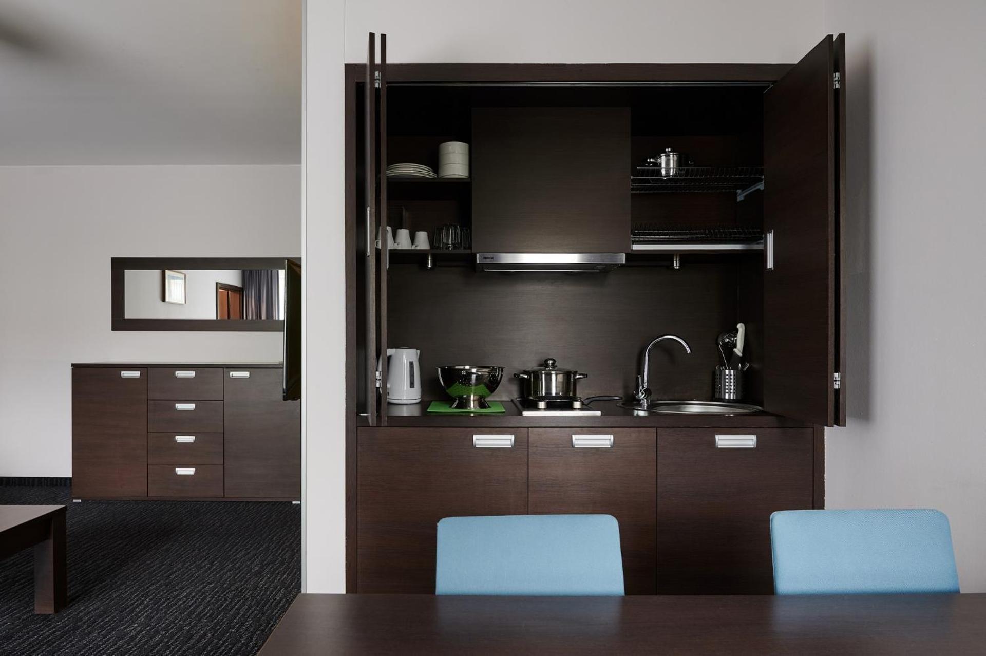 Kitchen or kitchenette