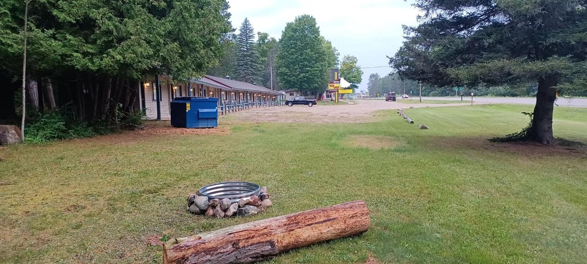 TeePee Room 9-Newly Renovated