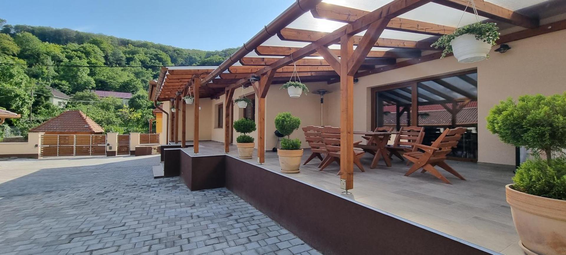 Inner courtyard view