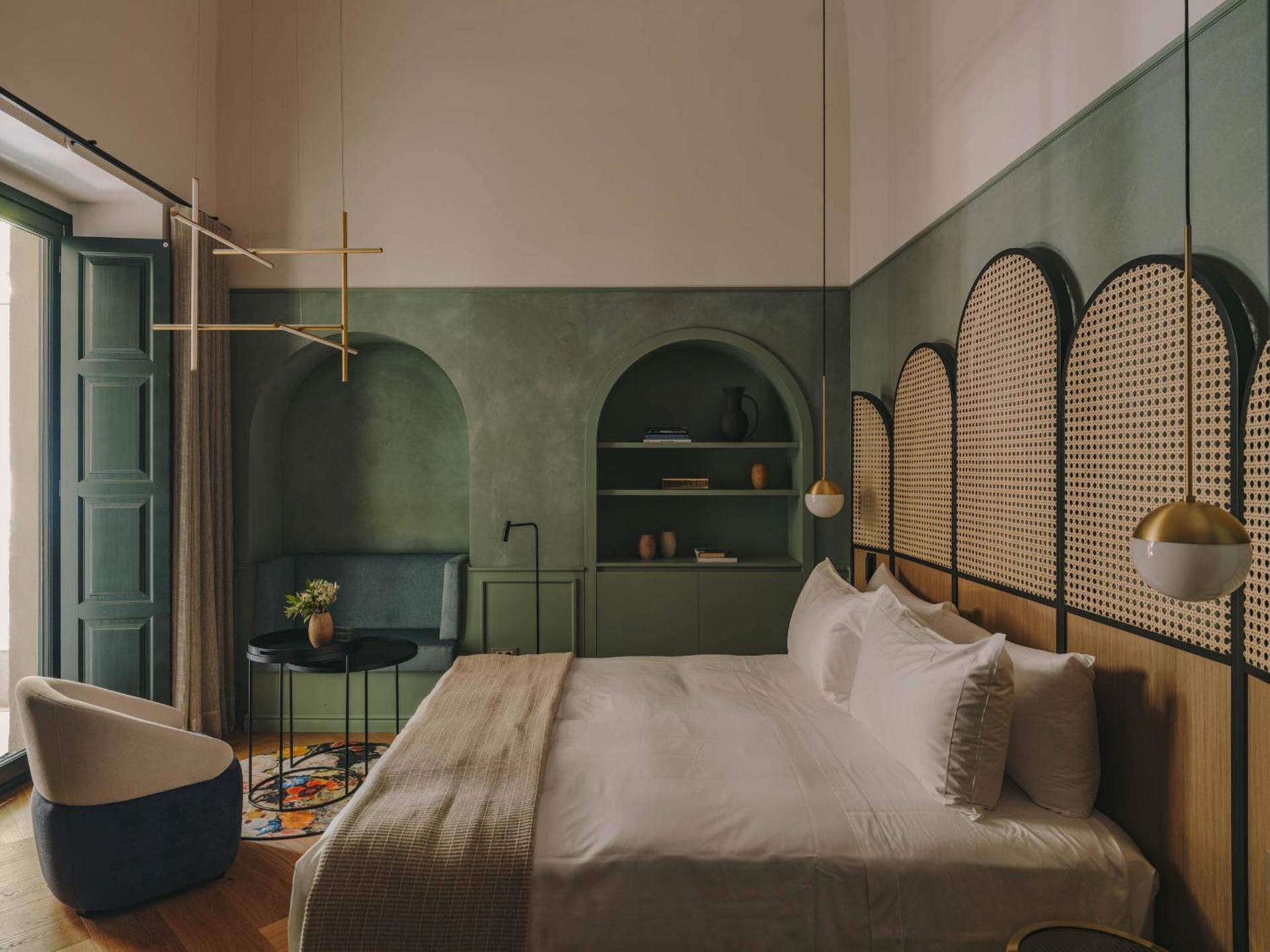 Superior Double or Twin Room with Terrace