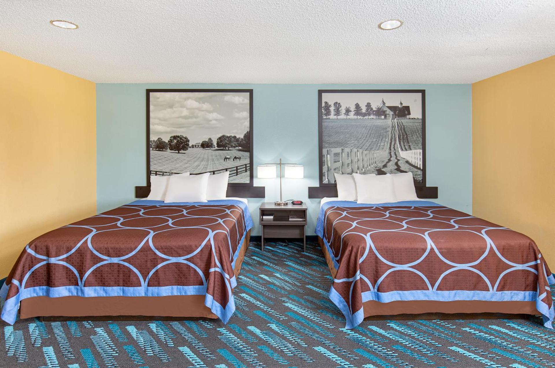 Queen Studio Suite with Two Queen Beds - Smoking