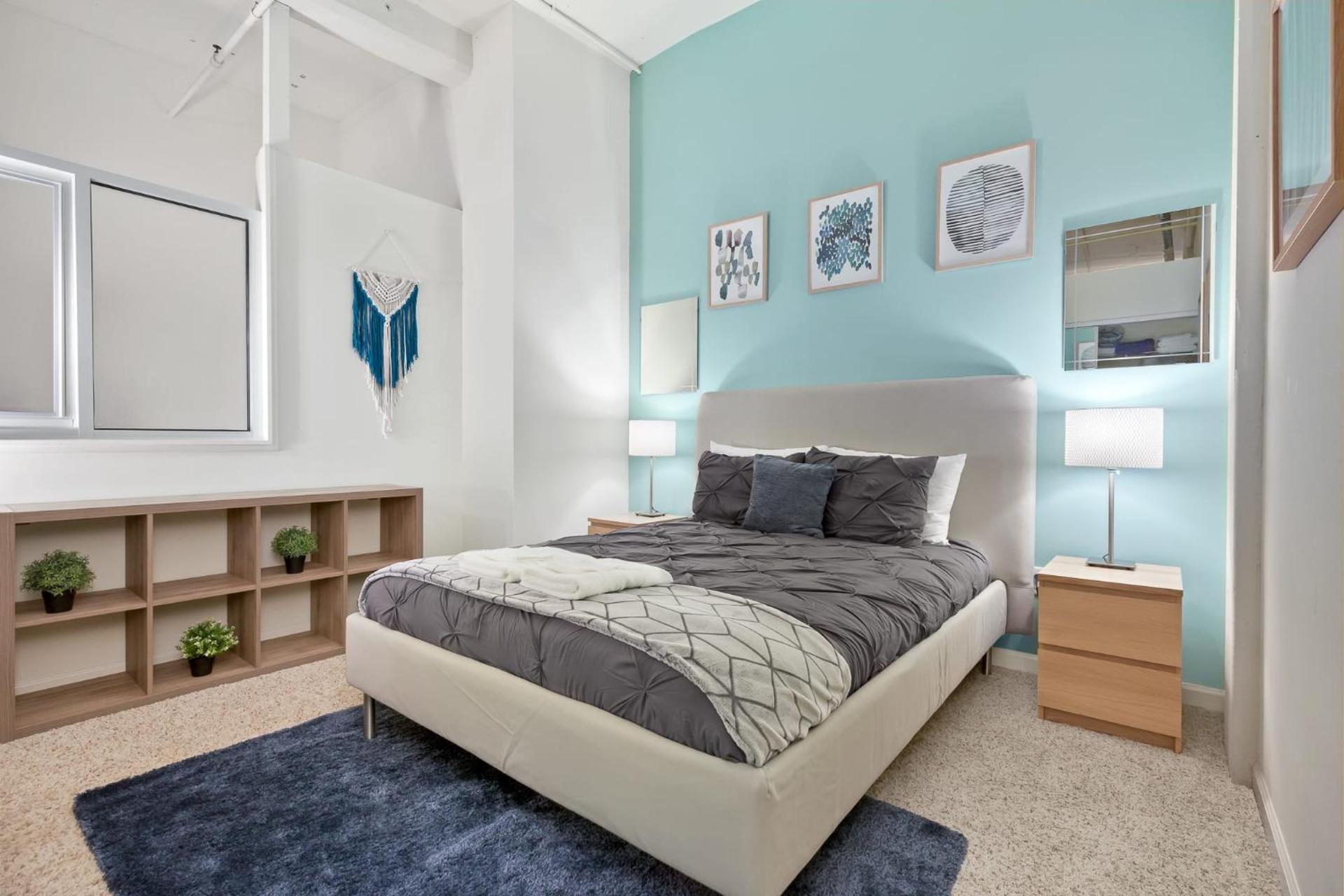 Trifecta 2BR Modern & Spacious Superhost