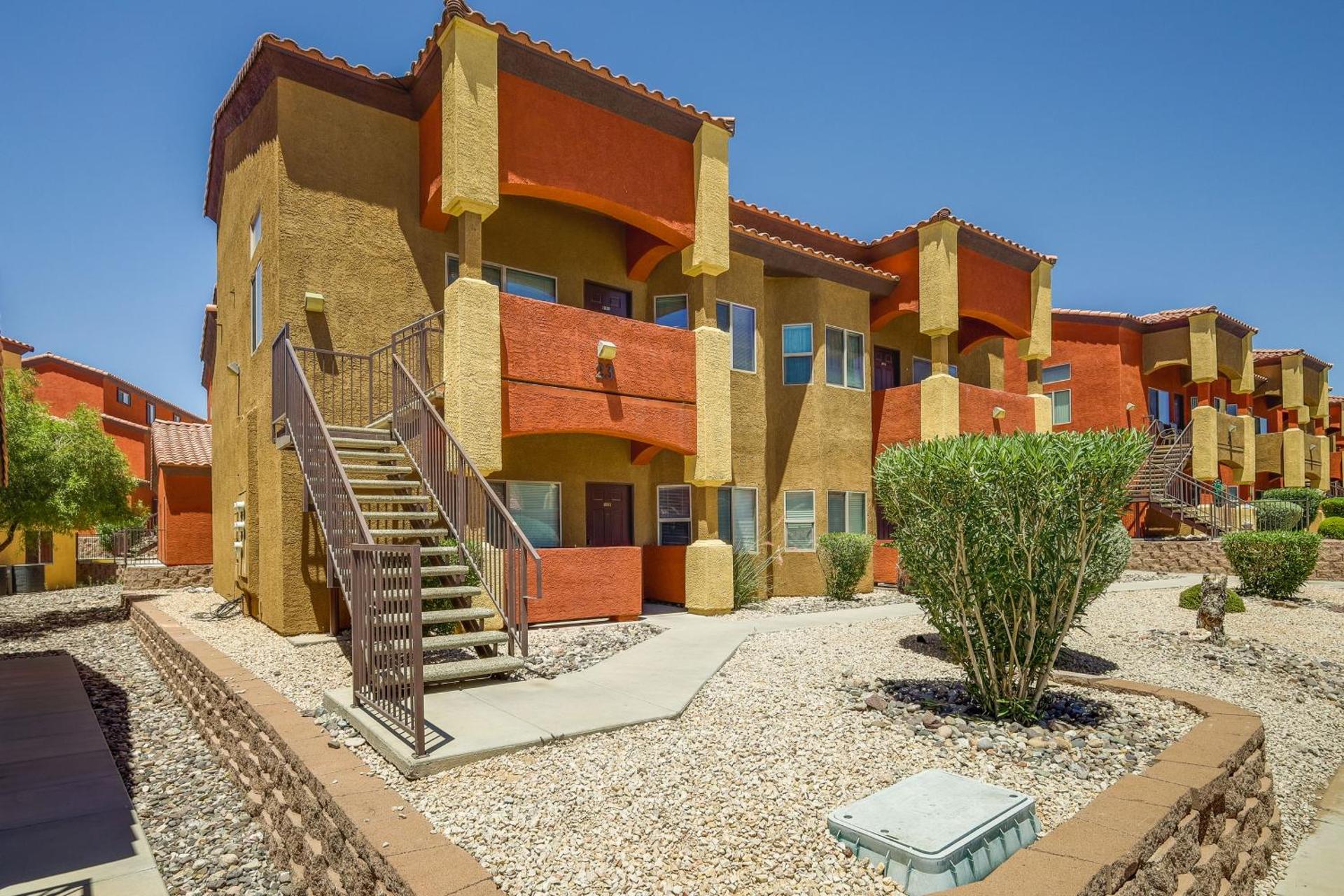 Mesquite Condo with Community Pool and Hot Tub!