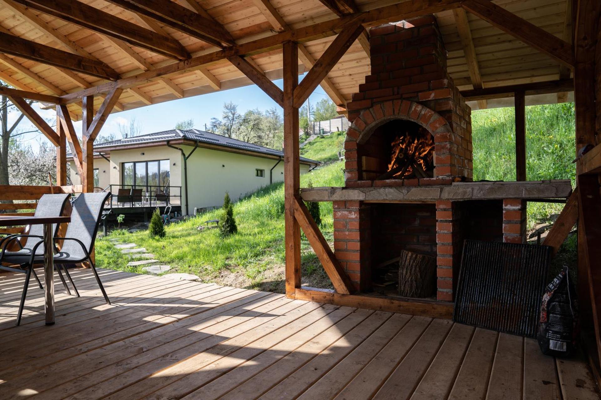 Forest House Doftana