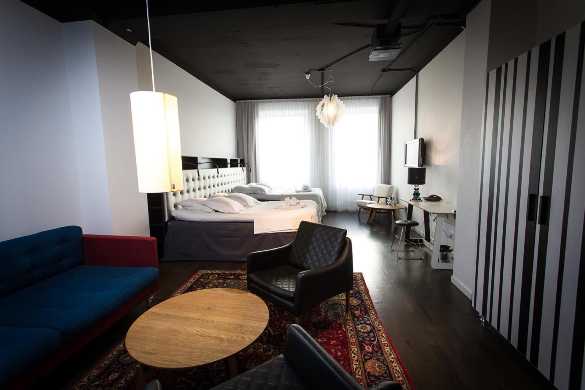 Photo of the whole room