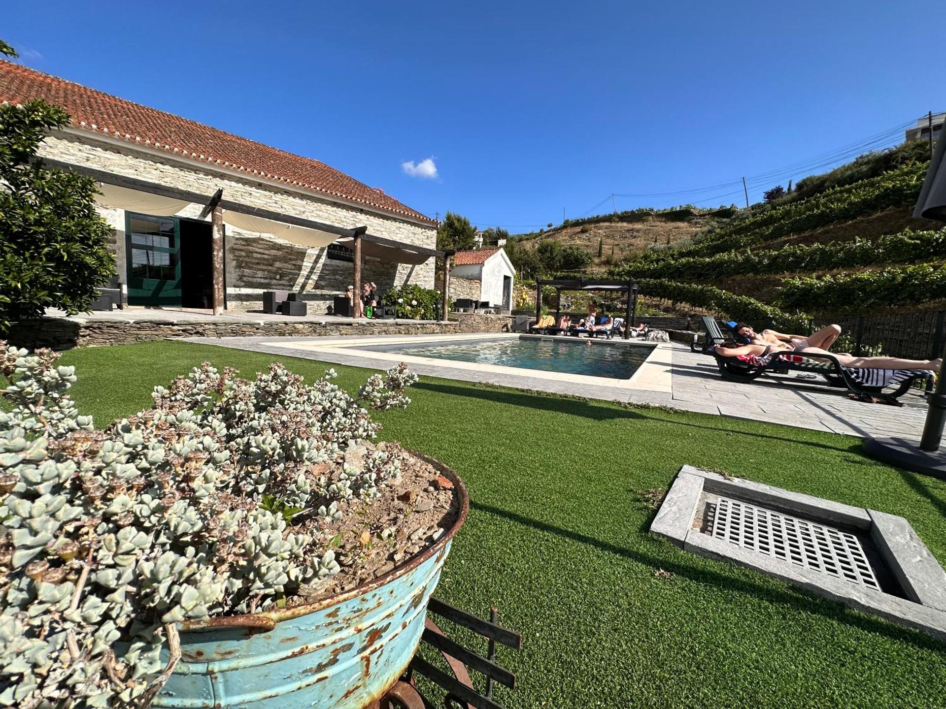 Quinta da Casa Cimeira, Guest House, Wines & Food