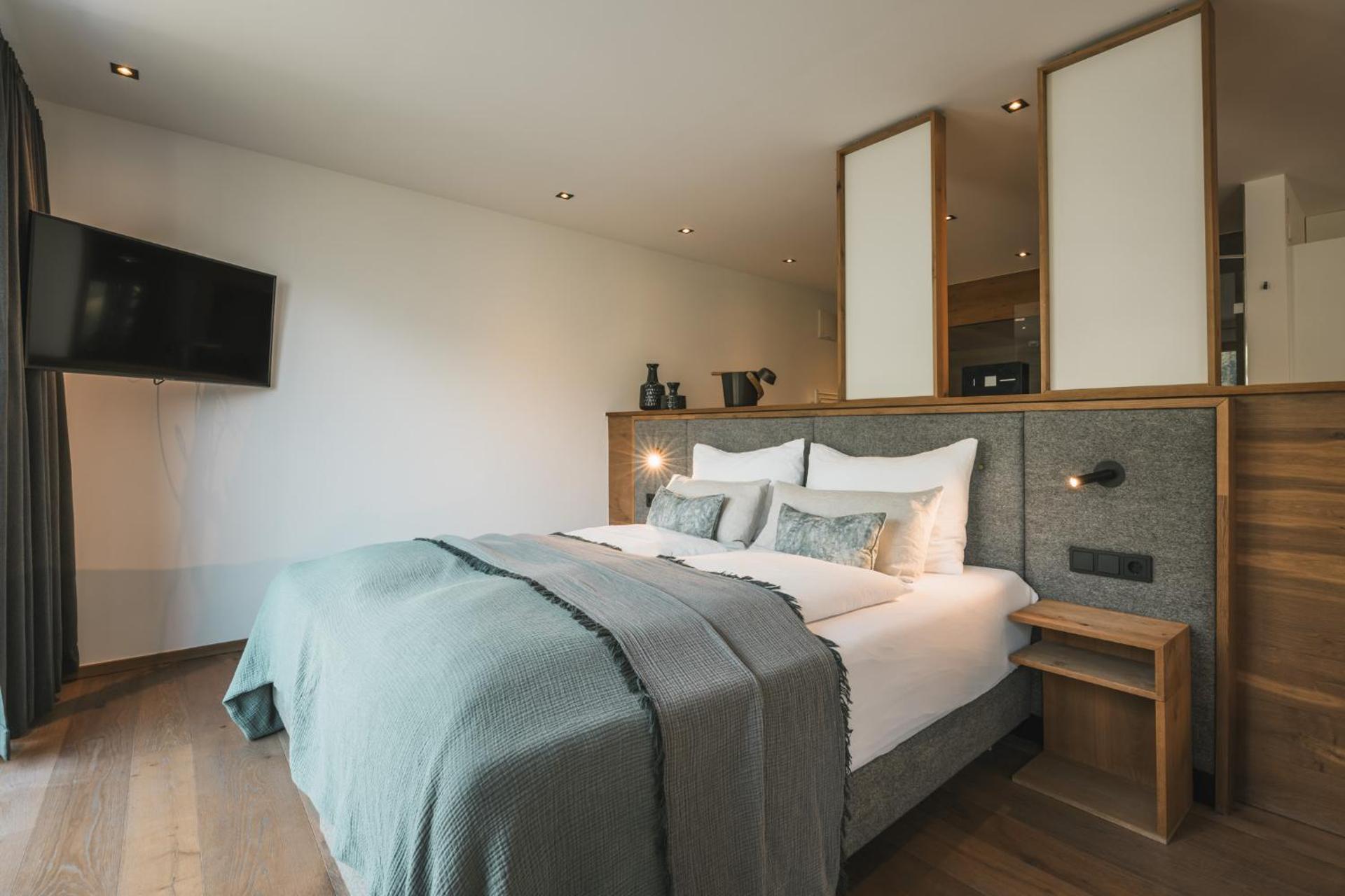 Spa Suite with Sauna