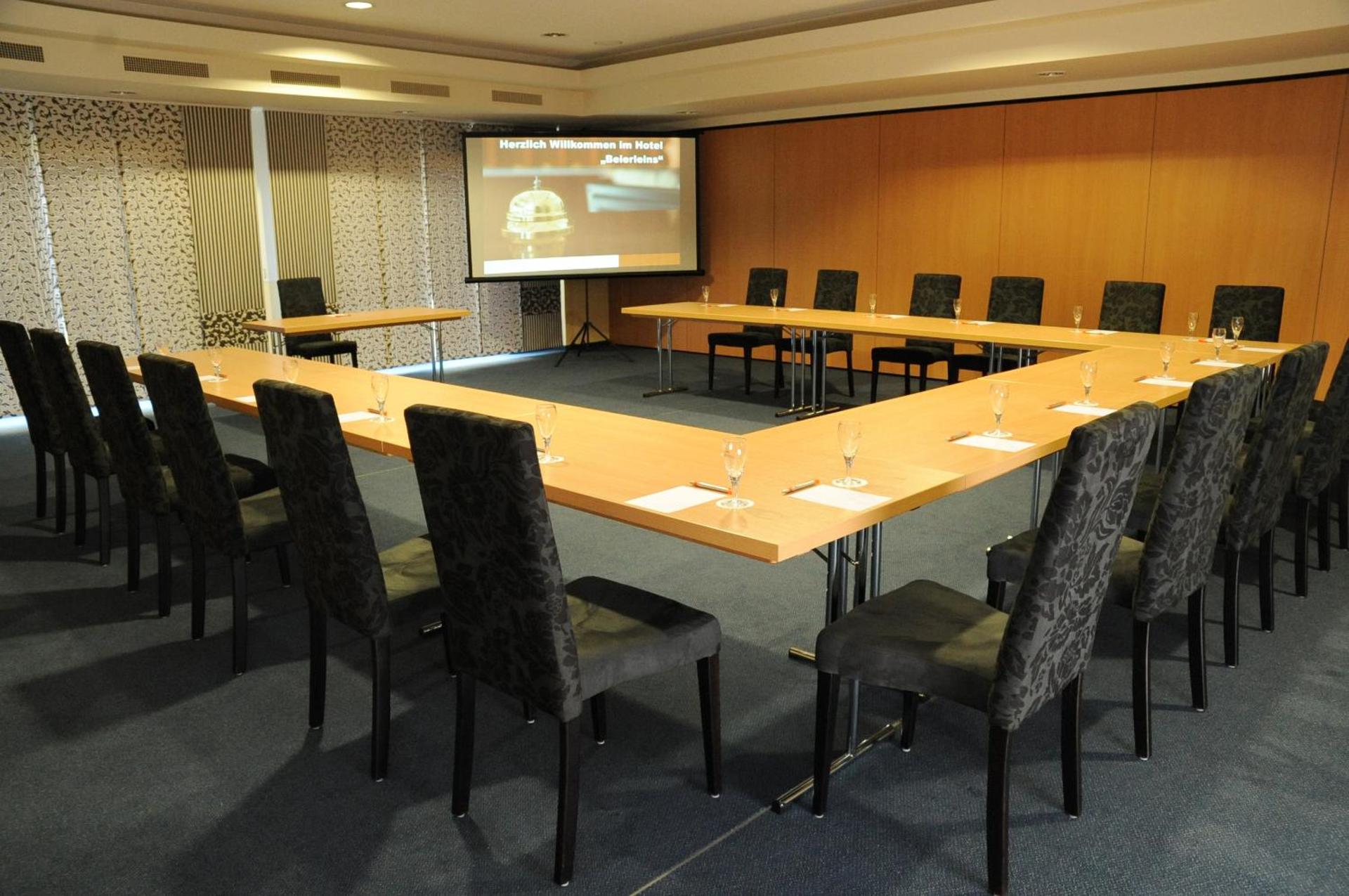 Meeting/conference room