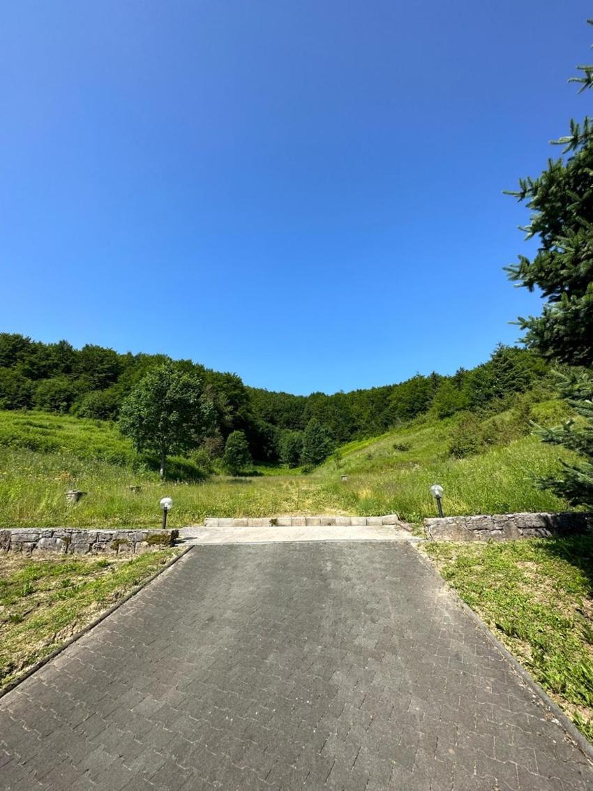 Apartments Jezerce 28