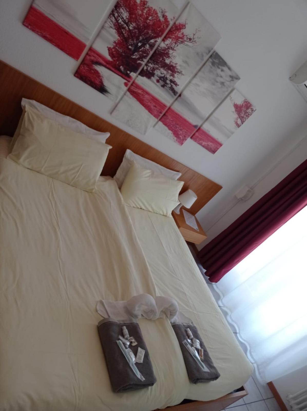 Hotel Ristorante Camoghe