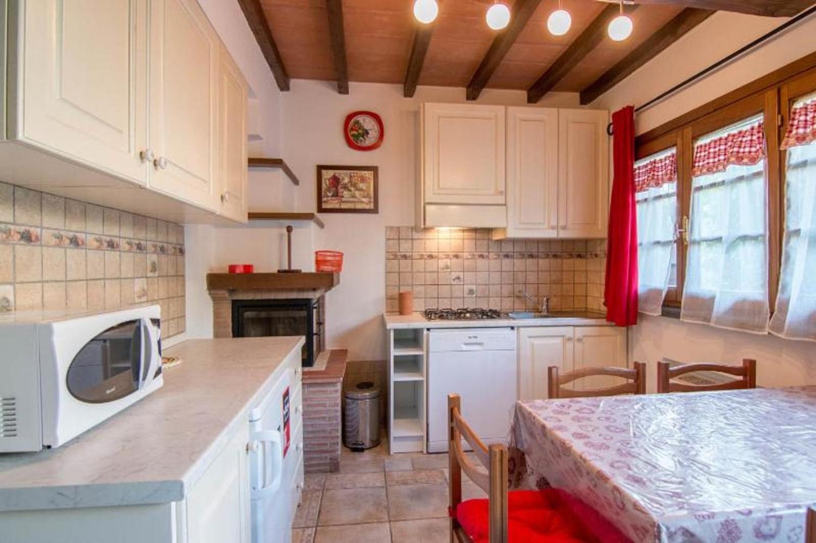 Suite con Piscina Privata e Giardino 2 matrimoniali 2 bagni