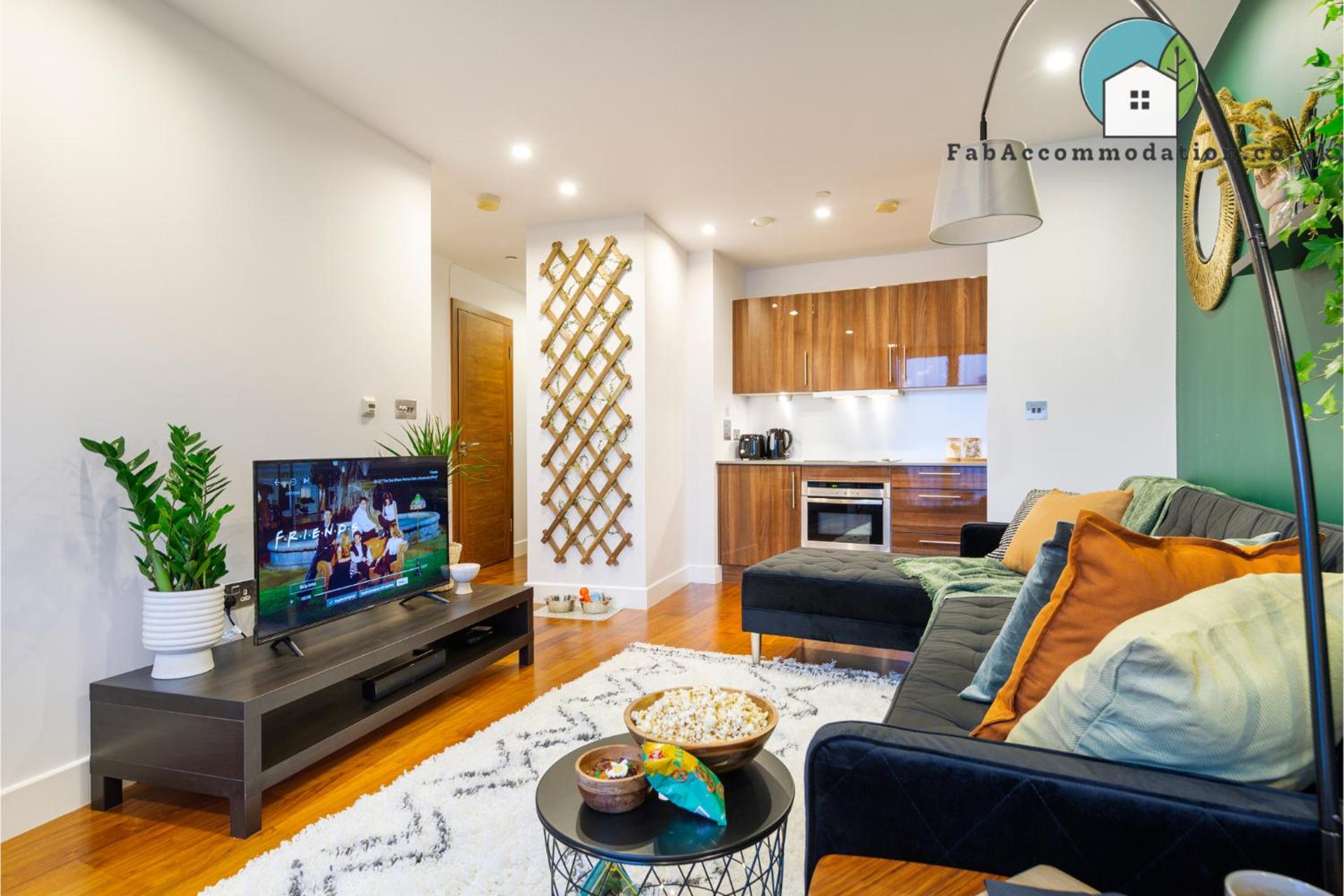 Communal lounge/ TV room