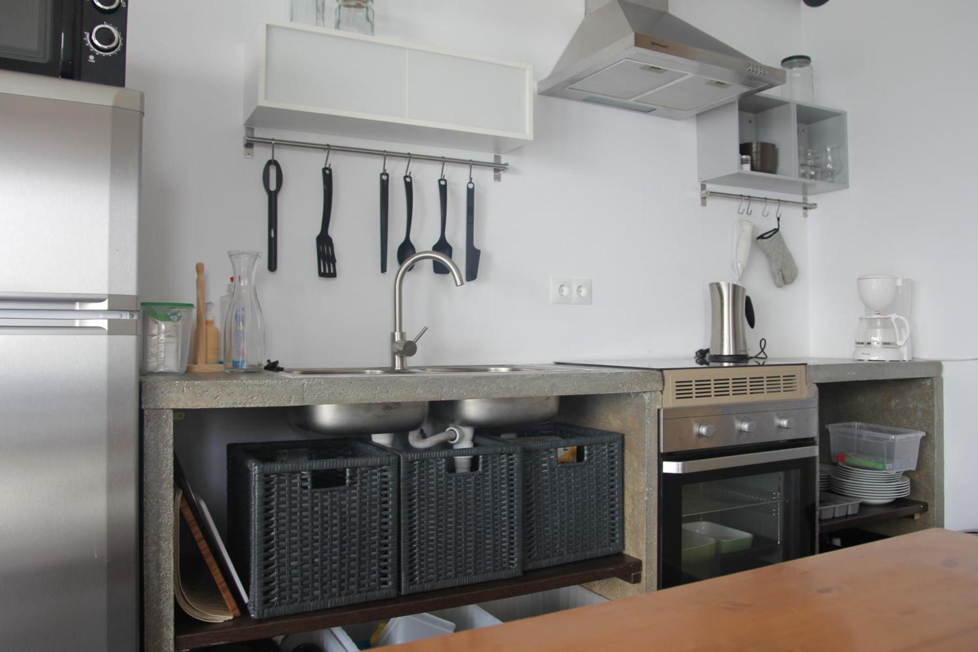 Kitchen or kitchenette