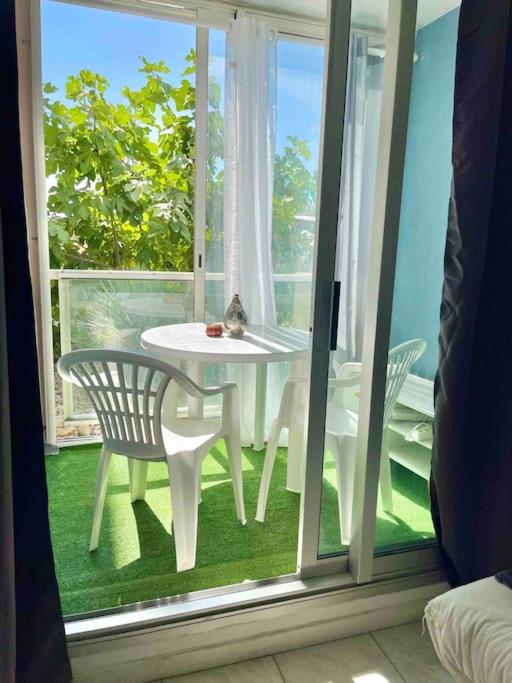 Joli appartement avec piscine