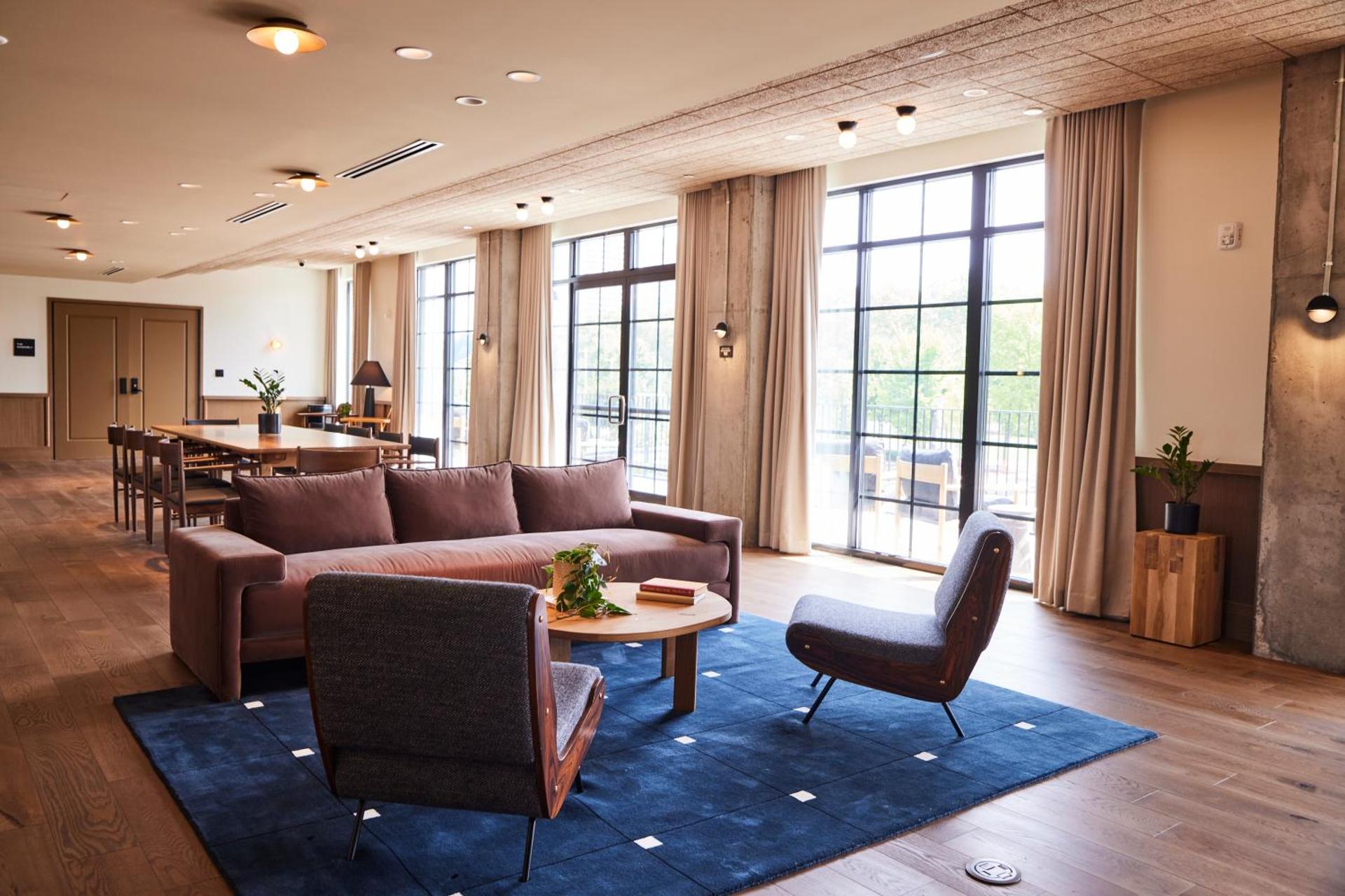 Meeting/conference room