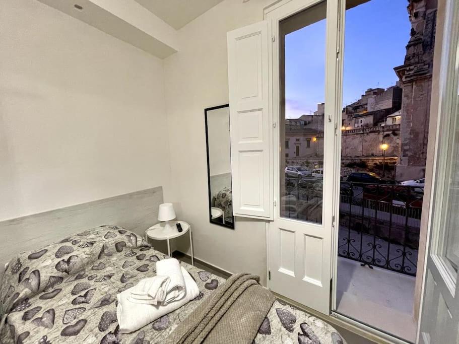 Re barocco Centro storico Scicli a 5 min dal mare