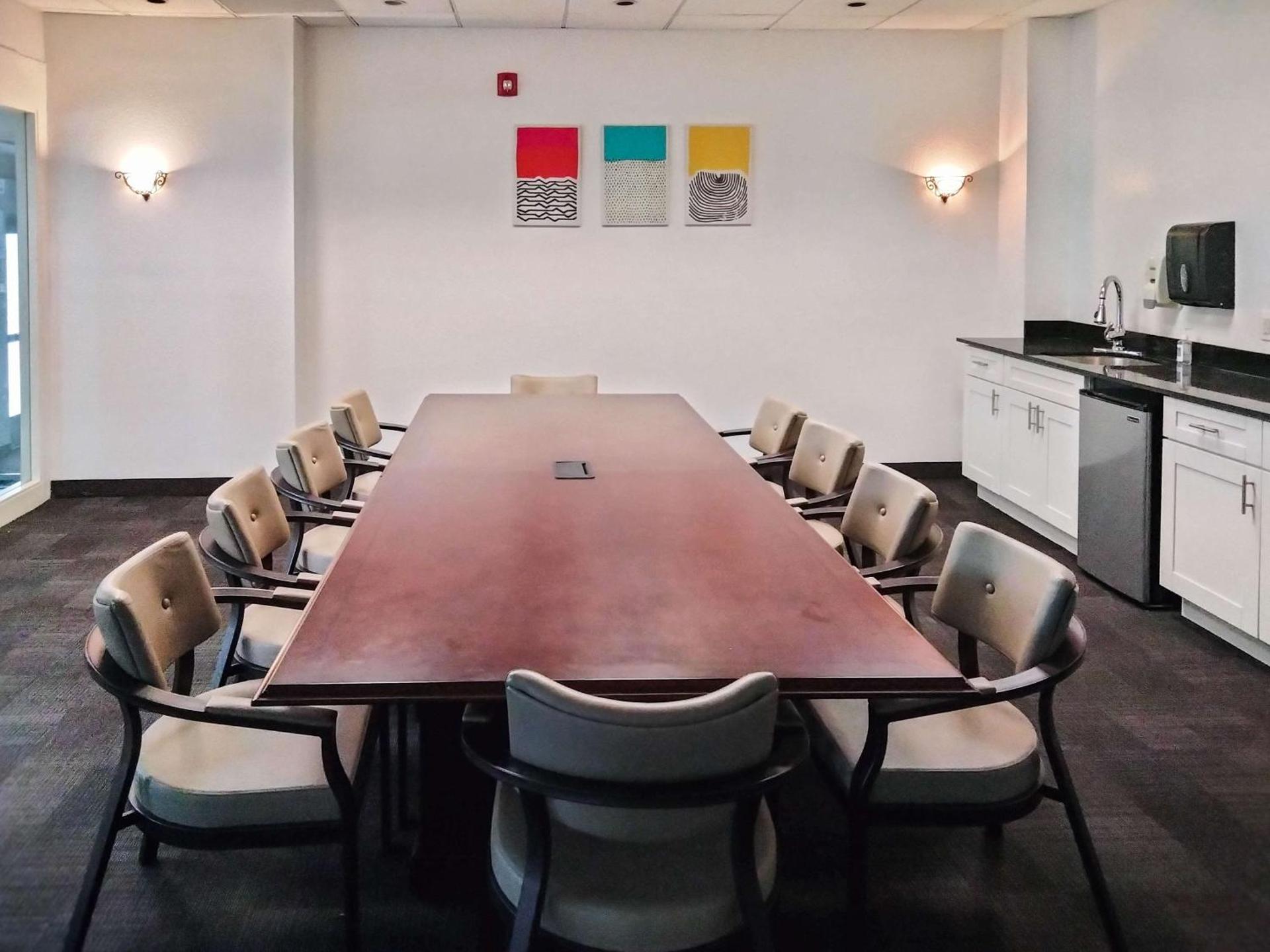 Meeting/conference room