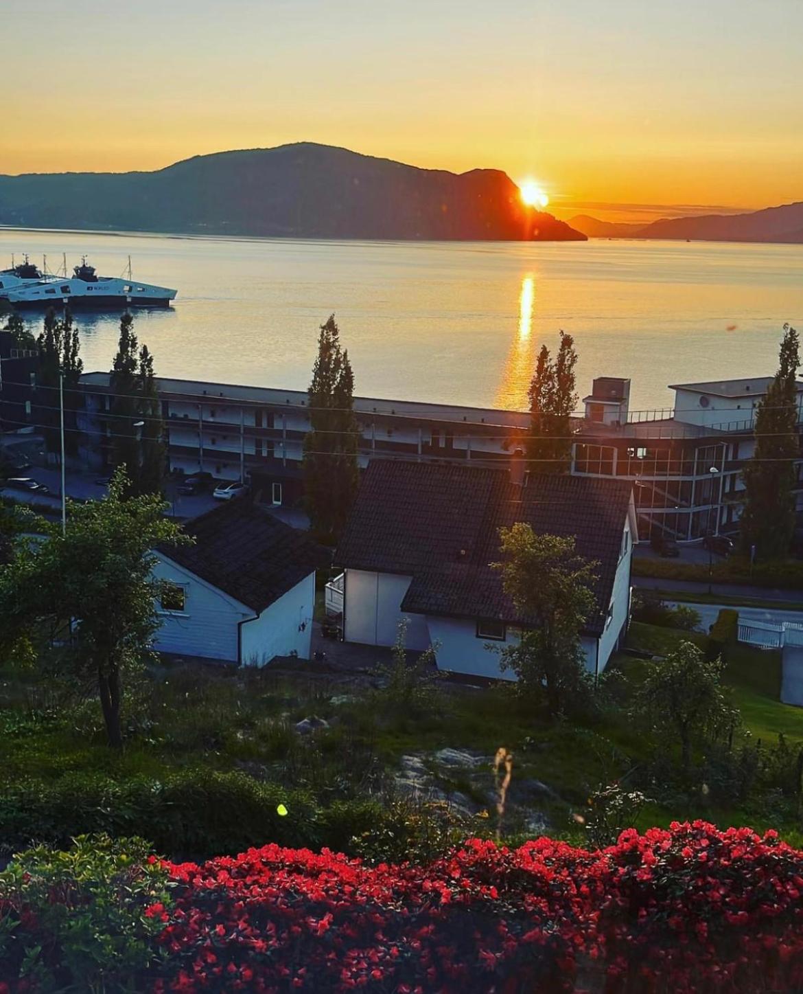 Sleeping barrel lodge Smaken av Ryfylke Event AS, drives ikke som hotell