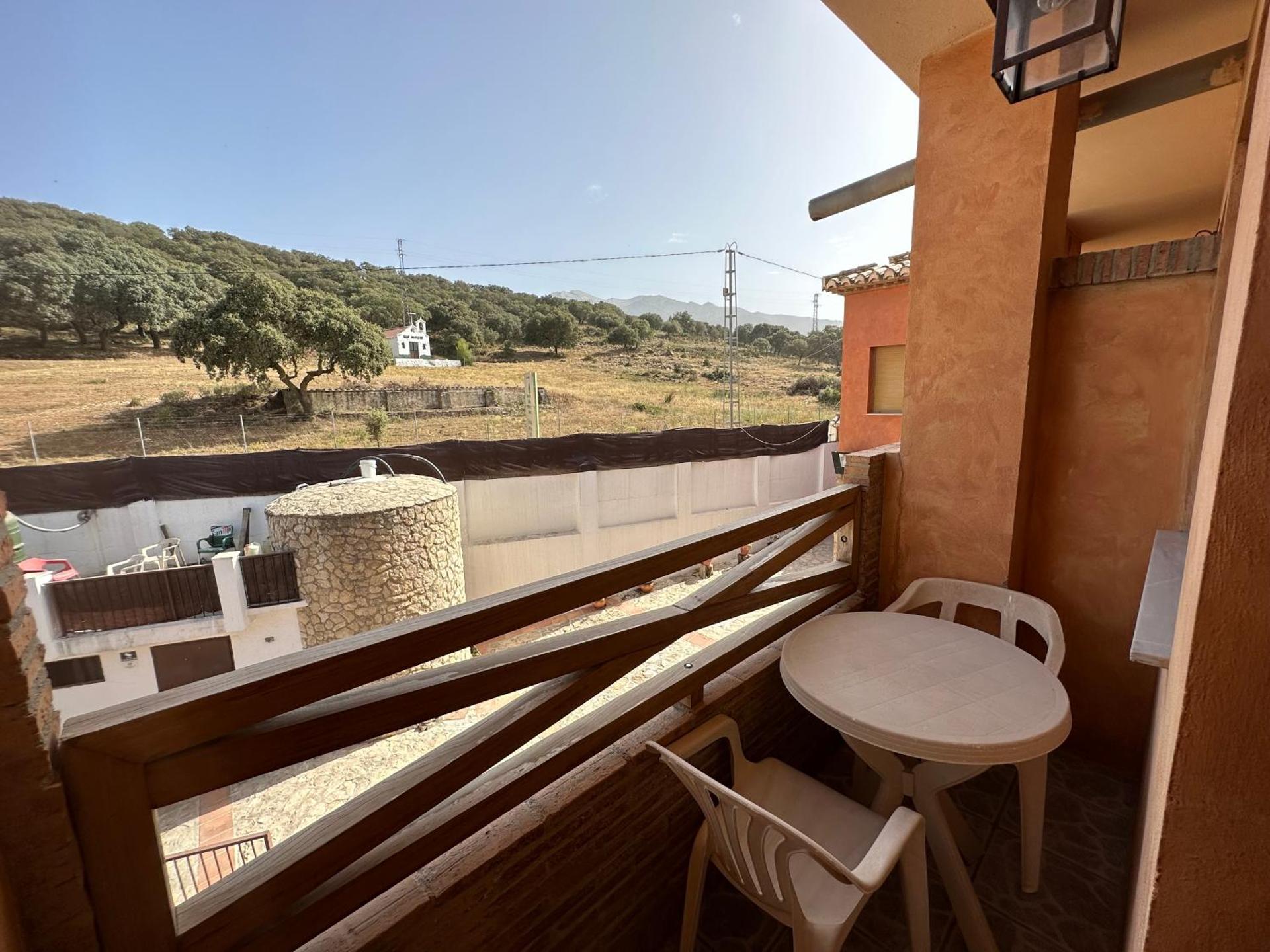 Single Room with Private Bathroom