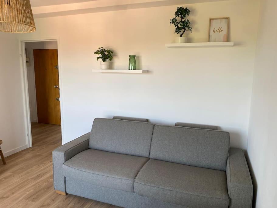 Ramonville parking Privé balcon café