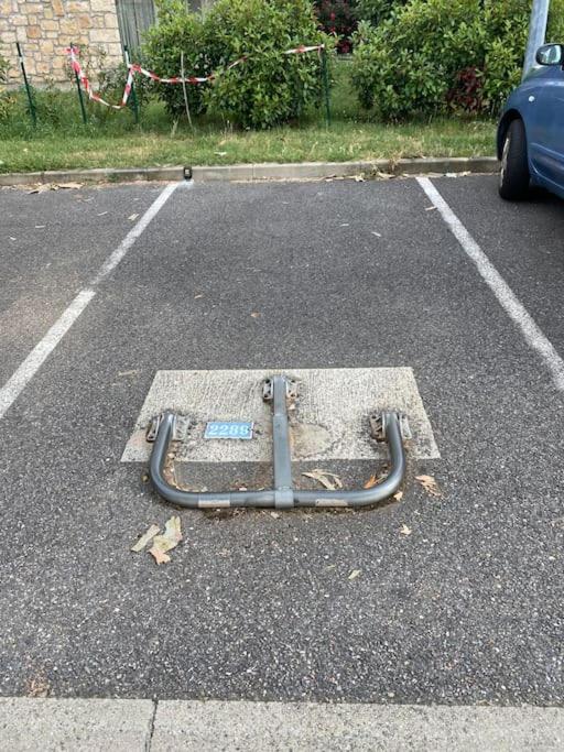 Ramonville parking Privé balcon café