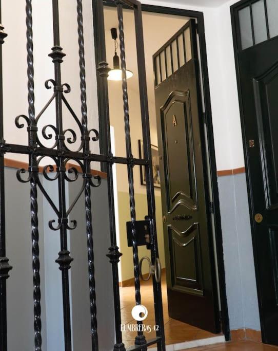 Lumbreras 42 Apartamento, cerca de Isla Mágica y Estadio de la Cartuja