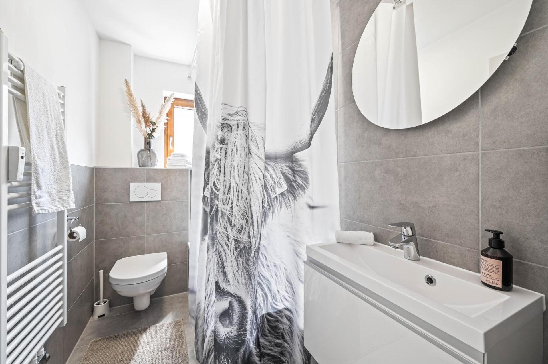 Ruhiges und zentrales Apartment in Hüttenfeld