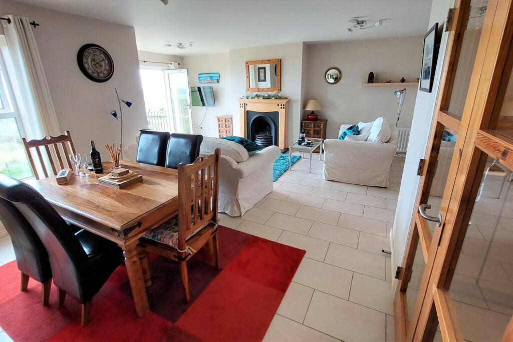 Sandy Feet Retreat - Castlerock