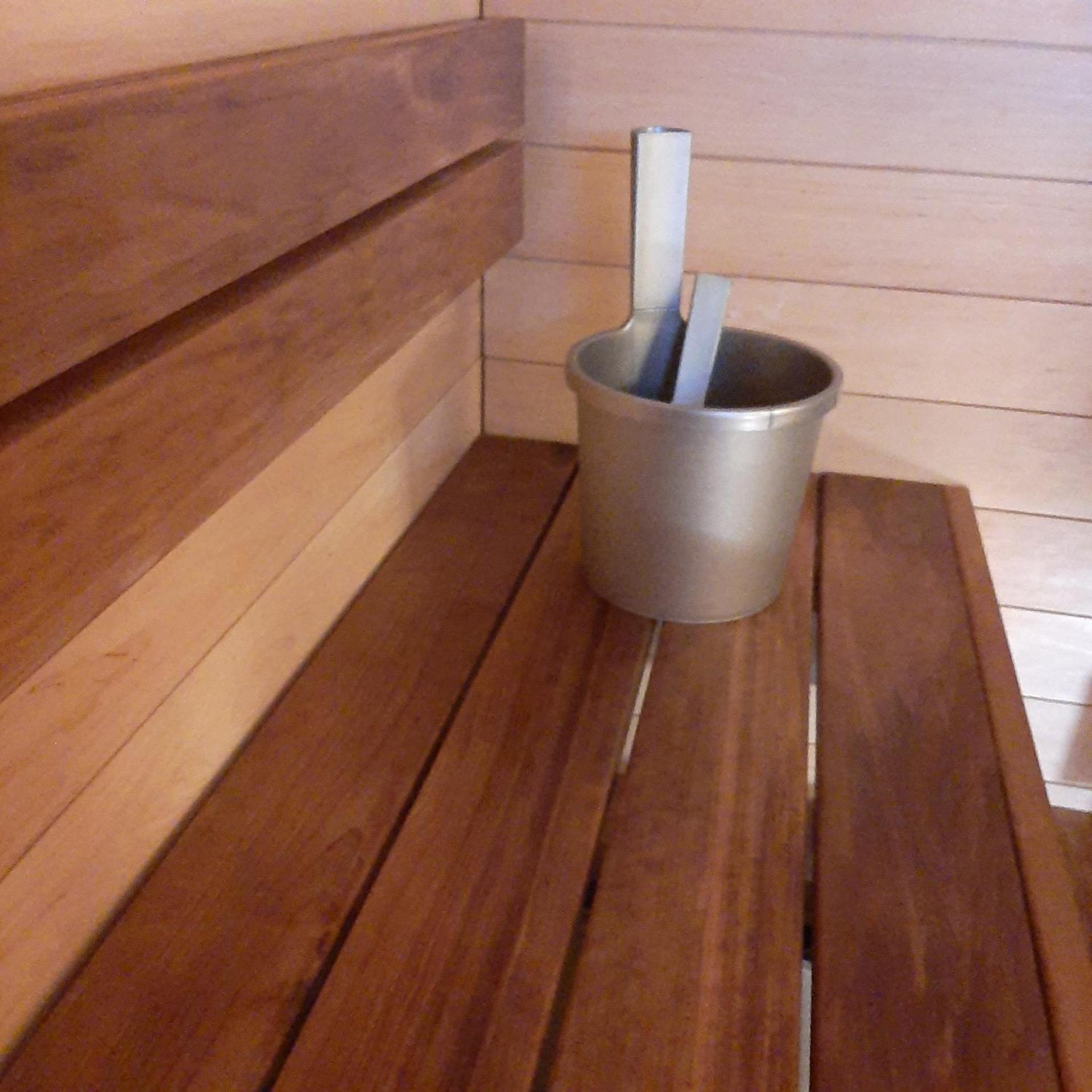 Chill Cave - logwood cottage