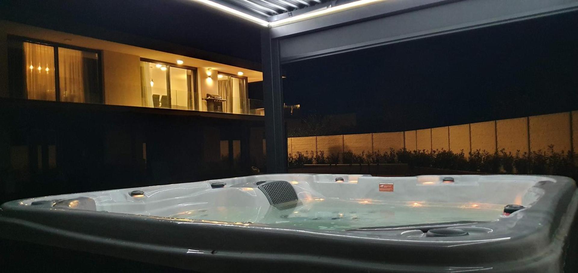 Luxury Apartments in Balatonalmádi, Almádi Lux Apartman III - Pure Gold