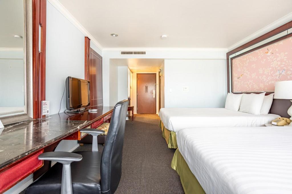 Queen Room with Two Queen Beds