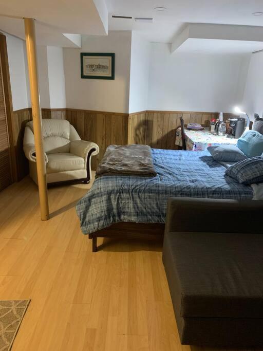 BIG Oasis Studio near Airport YYZ