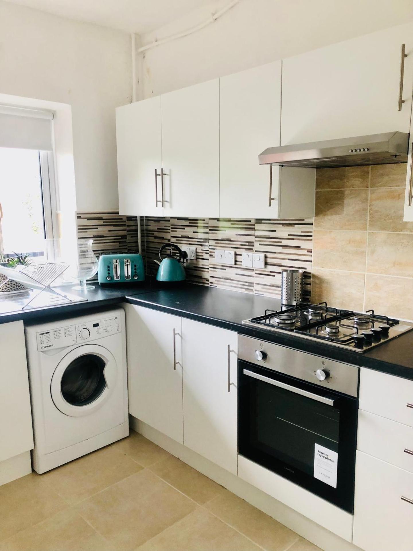 City location- 2 bedroom apartment