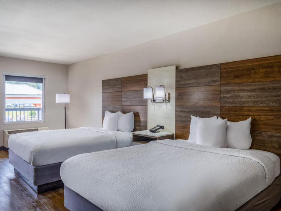 Days Inn by Wyndham Clemson