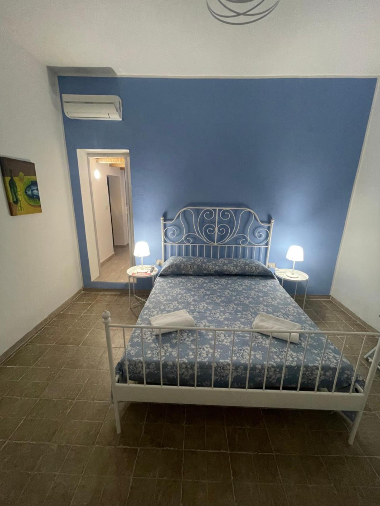 Deluxe Double Room with Shower