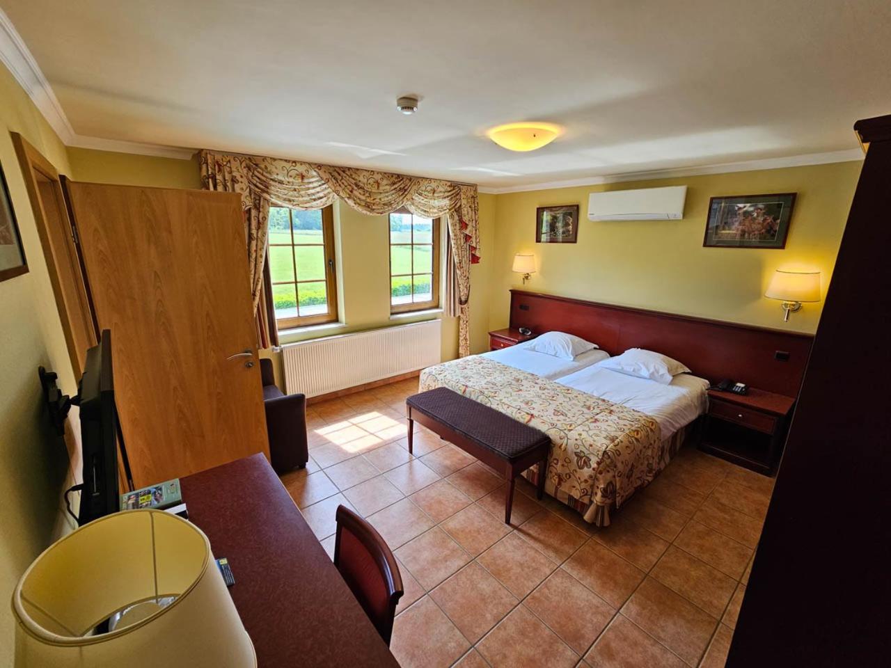 Logis Hôtel Le Menobu