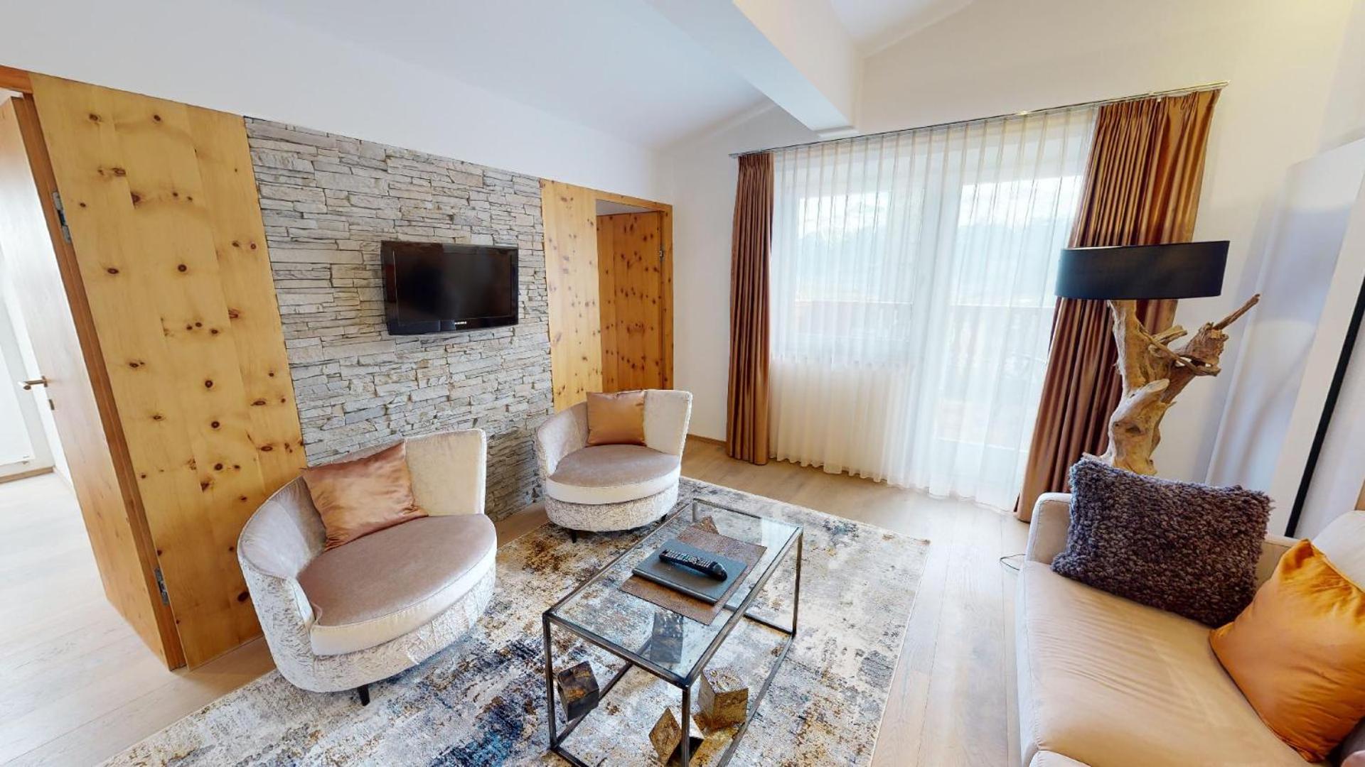 Quadruple Room with Mountain View