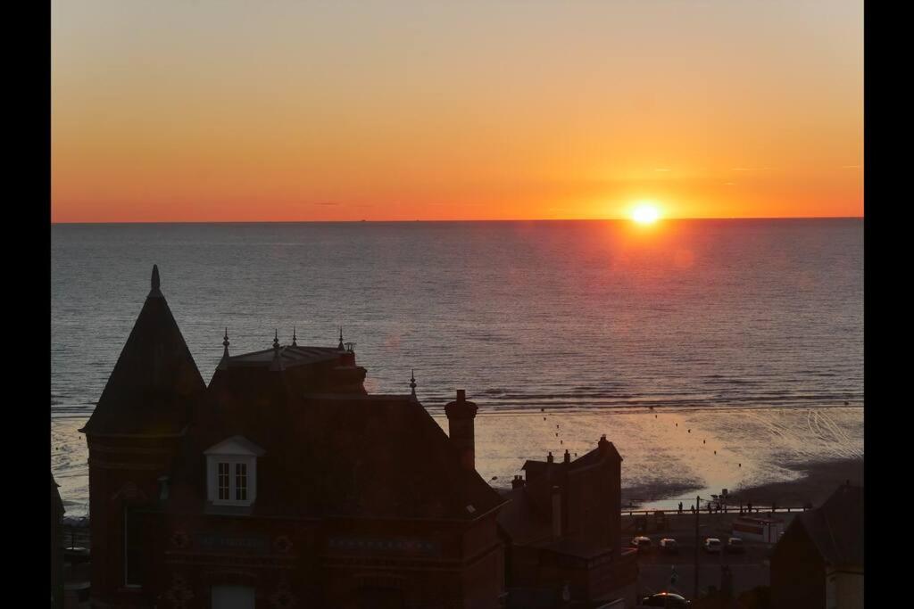 Superbe maison design en bois vue Mer
