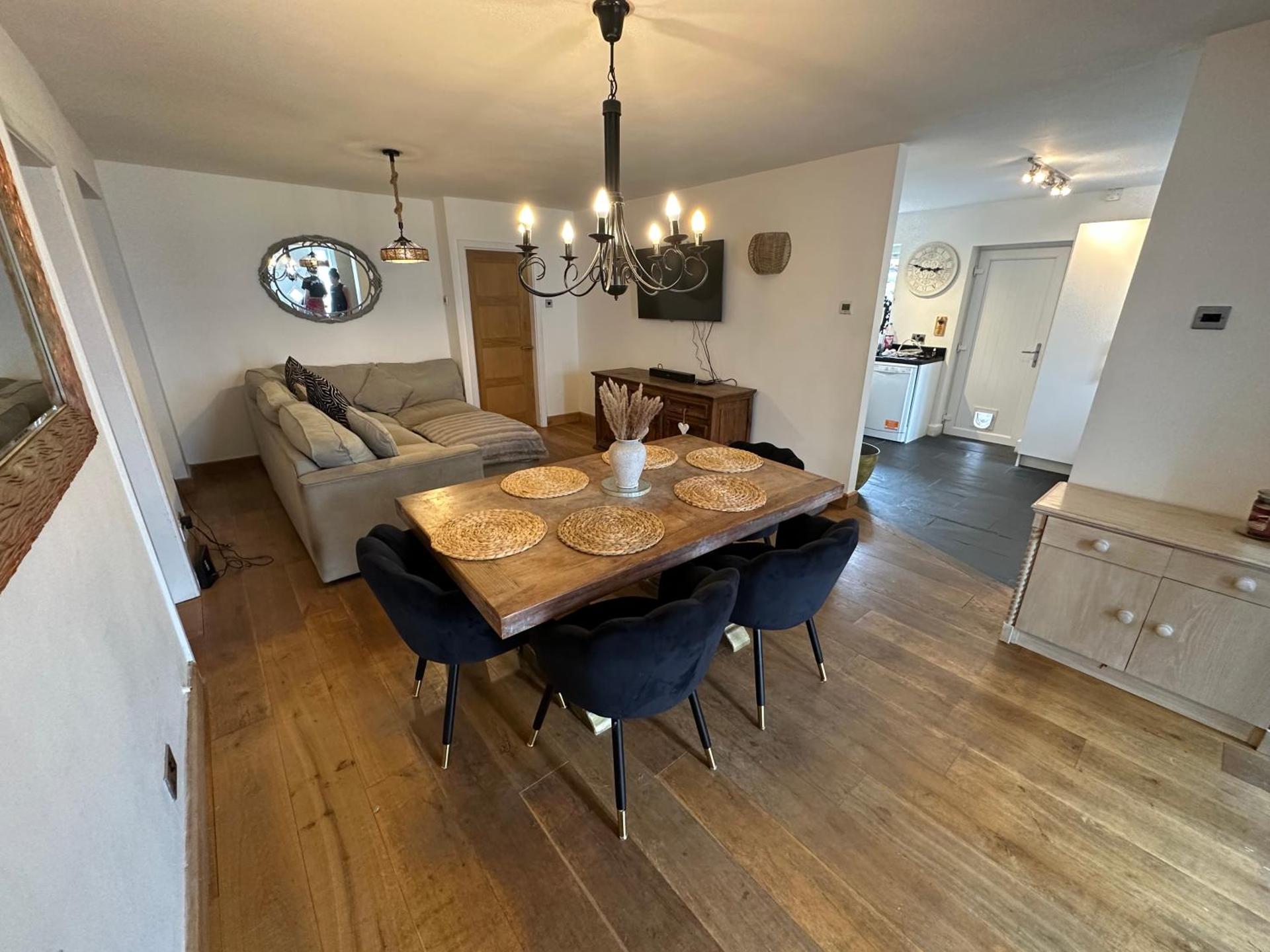 Your Perfect Getaway with Hot Tub