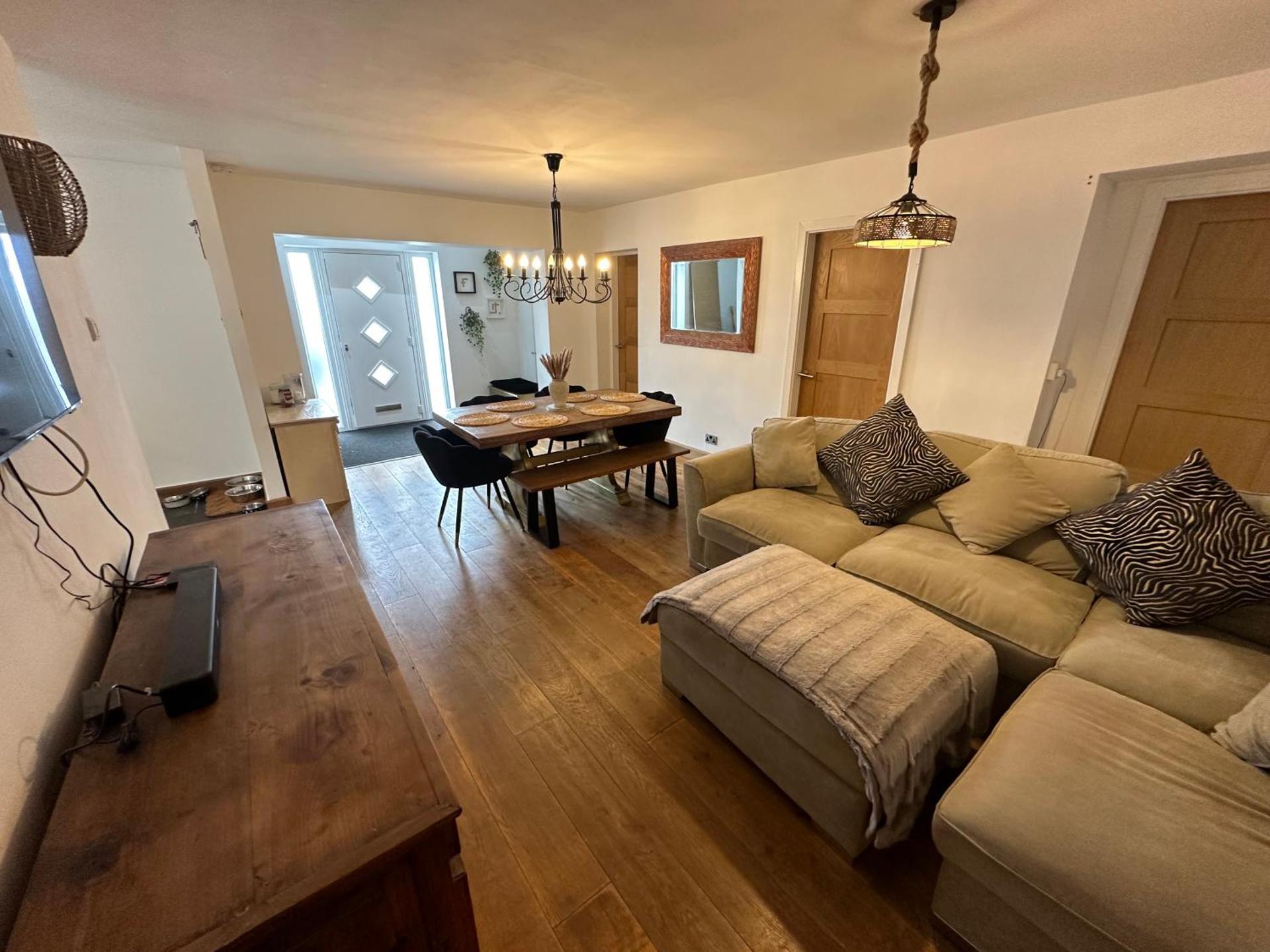 Your Perfect Getaway with Hot Tub