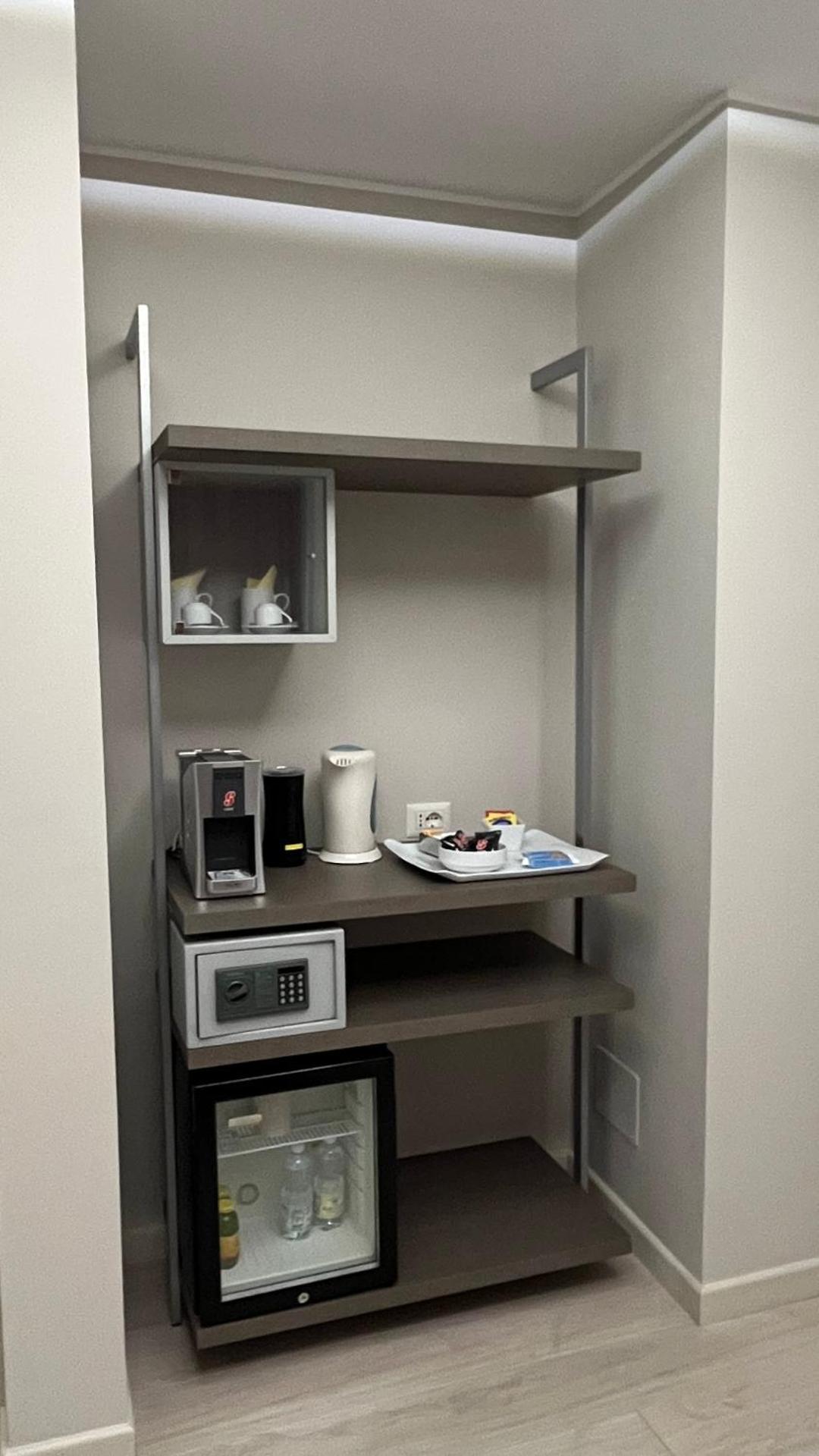 Coffee/tea facilities