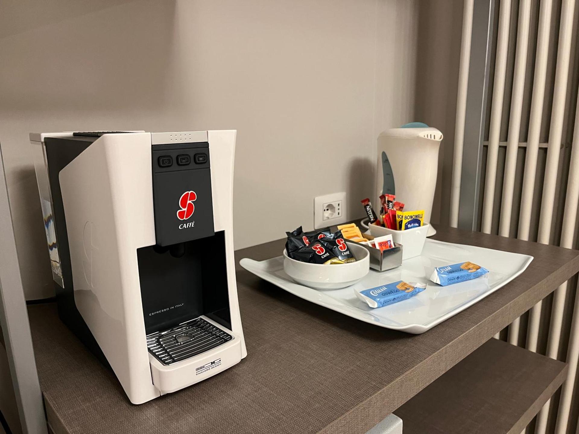 Coffee/tea facilities