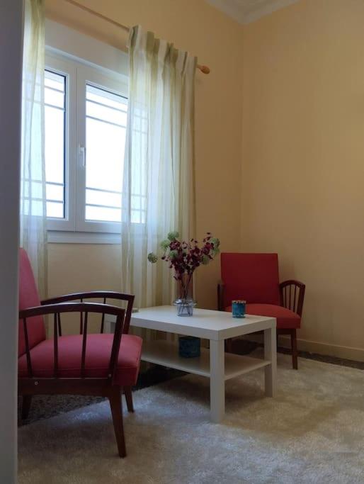 Vicky's central apartment